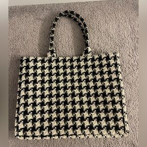 H&M black and white tote